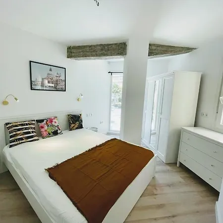 Paris Town - Apartment
